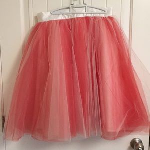 Space 46 - 25” tulle skirt - US8